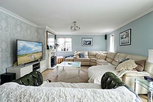 Living Room- click for photo gallery